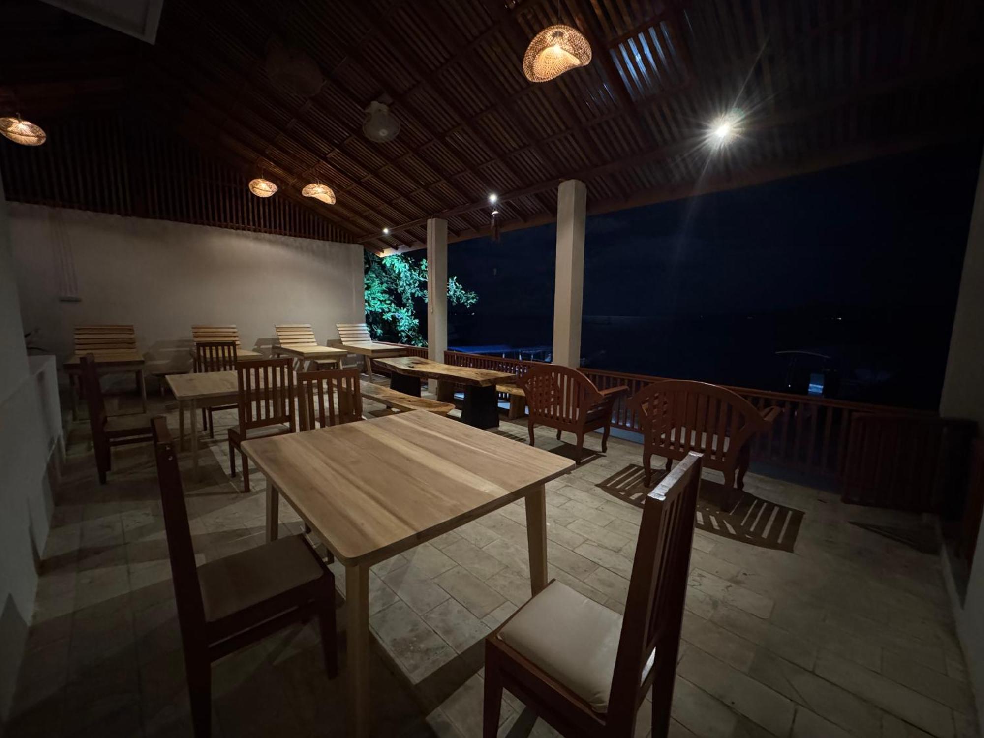 Mc Villa Bunaken Exterior photo